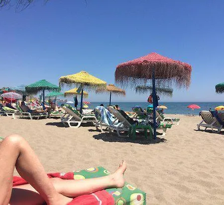Atico-duplex 1ª Linea De Playa Con Jacuzzi. 6 Pax Benalmadena