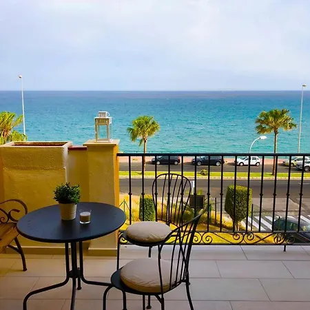 Apartment Atico-duplex 1ª Linea De Playa Con Jacuzzi. 6 Pax Benalmadena