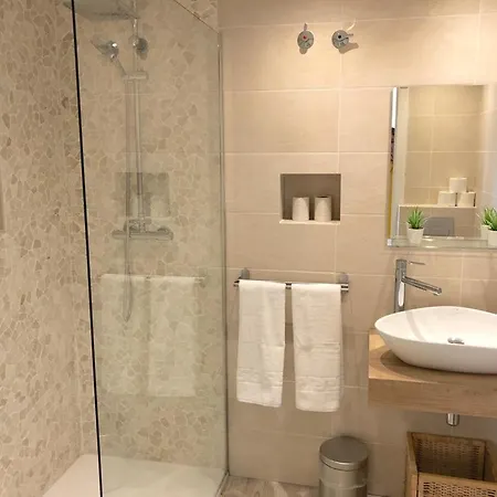 Atico-duplex 1ª Linea De Playa Con Jacuzzi. 6 Pax Apartment Benalmadena
